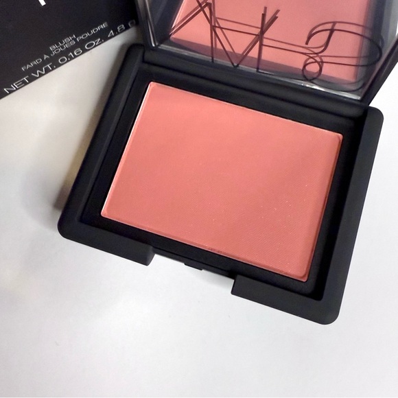 NARS Blush Liberte - Picture 3 of 6